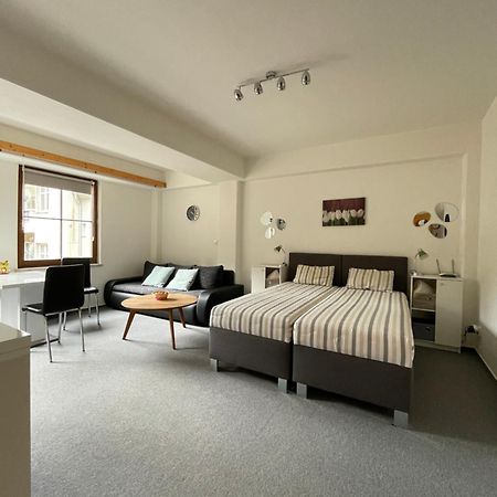 Apartmany U Posty Яхимов Екстериор снимка