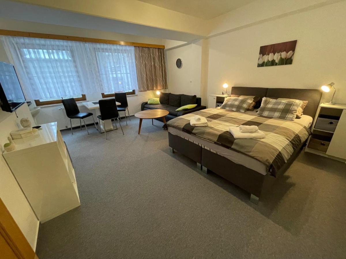 Apartmany U Posty Яхимов Екстериор снимка